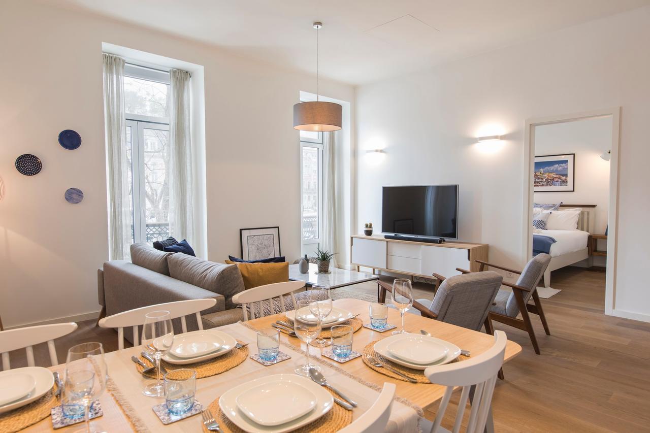 Urban Chic Apartment In The Heart Of Historic Lisbon Exterior photo